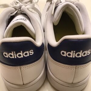 ADIDAS 3-STRIPES SNEAKERS